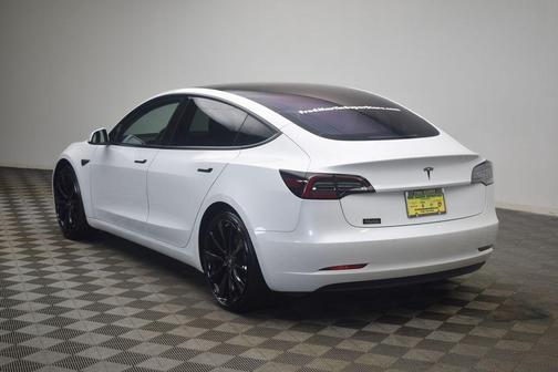 2018 Tesla Model 3 Long Range