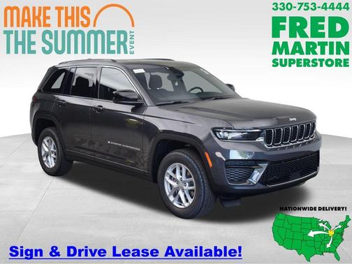 Metallic 2026 Jeep Grand Cherokee Laredo