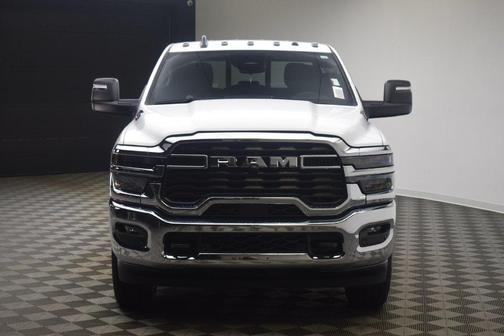 Bright White Clearcoat 2027 RAM 2500 Tradesman