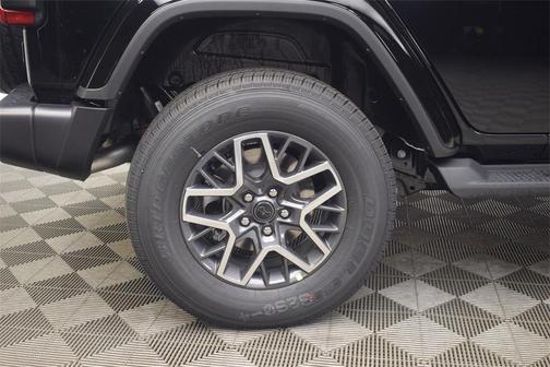 2025 Jeep Wrangler Sahara