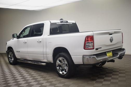Bright White Clearcoat 2022 RAM 1500 Big Horn