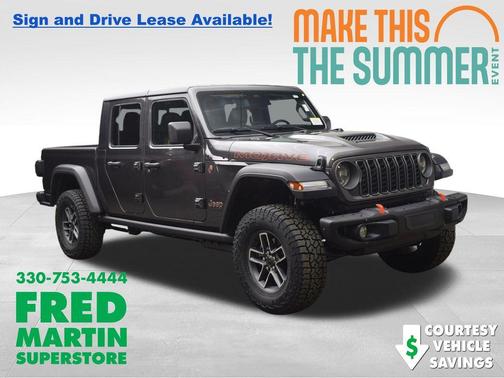 Granite Crystal Clearcoat Metallic 2026 Jeep Gladiator Mojave
