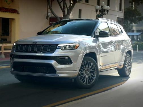 Billet Silver Metallic Clearcoat 2022 Jeep Compass Trailhawk
