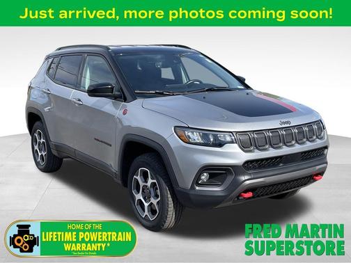 Billet Silver Metallic Clearcoat 2022 Jeep Compass Trailhawk