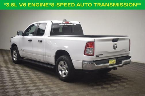 Bright White Clearcoat 2023 RAM 1500 Big Horn