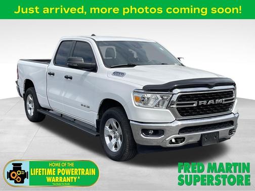 Bright White Clearcoat 2023 RAM 1500 Big Horn
