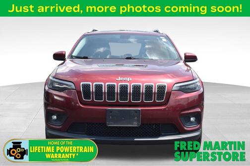 Velvet Red Pearlcoat 2019 Jeep Cherokee Latitude Plus