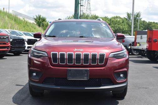 Velvet Red Pearlcoat 2019 Jeep Cherokee Latitude Plus