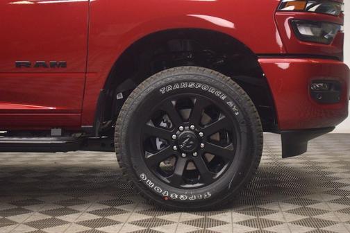 Molten Red Pearlcoat 2026 RAM 2500 Big Horn