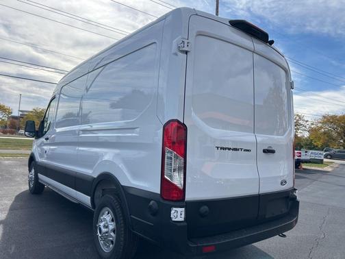 2026 Ford Transit-250 Base