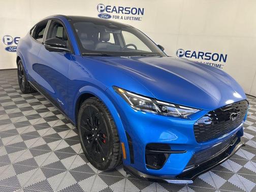 2025 Ford Mustang Mach-E GT