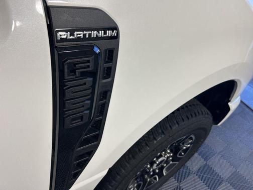 2026 Ford F-250 Platinum