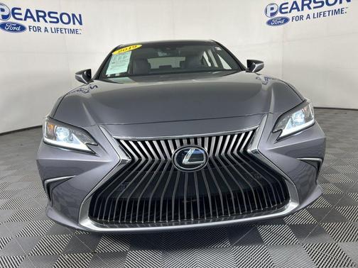 2019 Lexus ES 350 Luxury