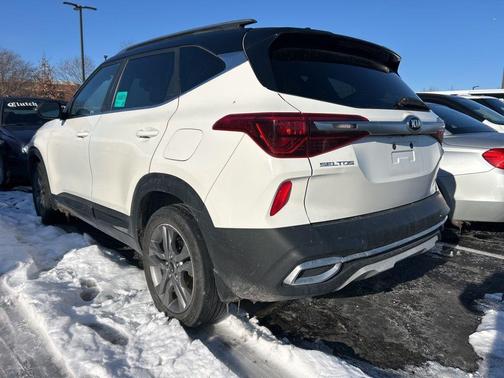 2021 Kia Seltos S