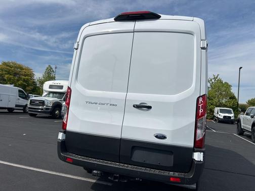 2025 Ford Transit-250 148 WB Medium Roof Cargo