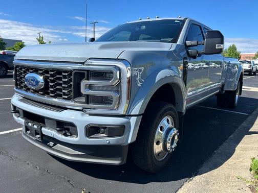Gray Metallic 2026 Ford F-450 Platinum