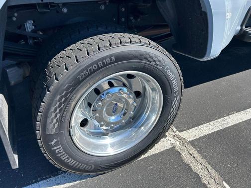 Gray Metallic 2026 Ford F-450 Platinum