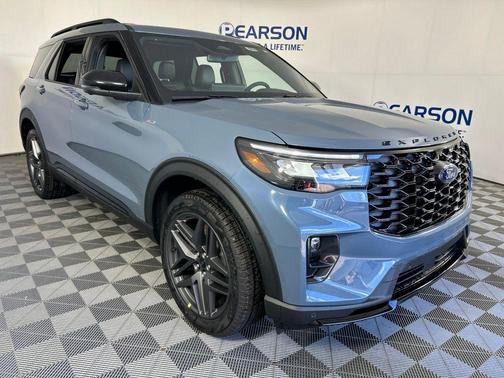 Vapor Blue Metallic 2026 Ford Explorer ST-Line