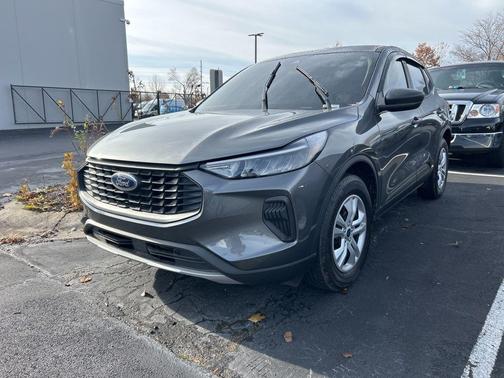 2023 Ford Escape Base