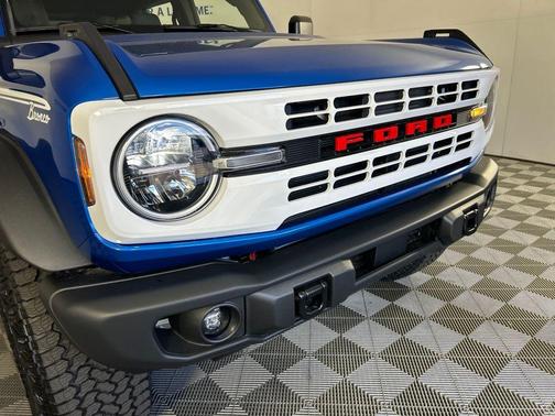 Velocity Blue Metallic 2026 Ford Bronco Heritage Edition