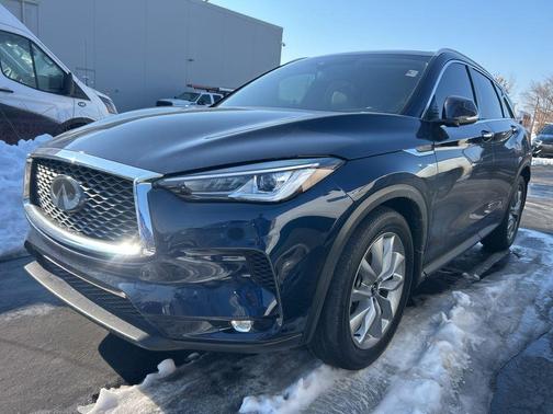 2022 INFINITI QX50 Luxe