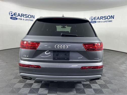 2018 Audi Q7 2.0T Premium Plus