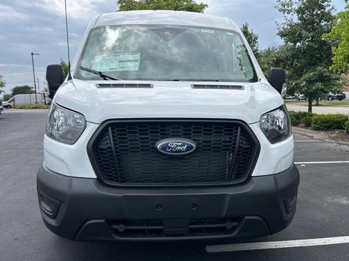 2025 Ford Transit-350 XL