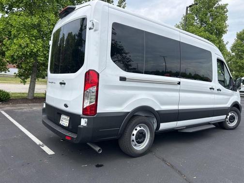 2025 Ford Transit-350 XL