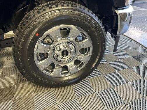 2025 Ford F-350 Lariat Super Duty