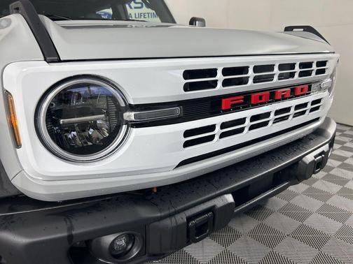 Avalanche Gray 2026 Ford Bronco Heritage Edition