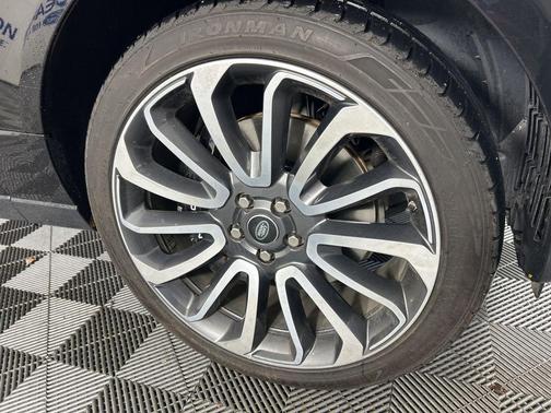 2020 Land Rover Range Rover HSE