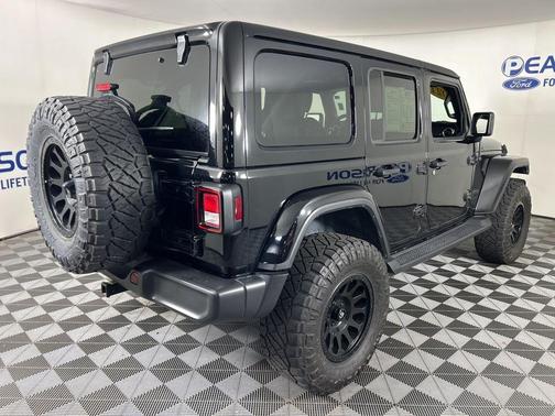 2021 Jeep Wrangler Unlimited Sahara Altitude