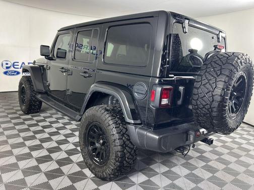 2021 Jeep Wrangler Unlimited Sahara Altitude