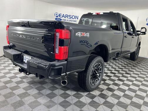 2025 Ford F-350 Platinum