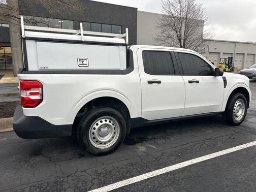 Oxford White 2023 Ford Maverick XL