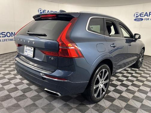2021 Volvo XC60 T5 Inscription