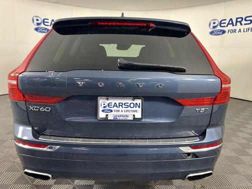 2021 Volvo XC60 T5 Inscription