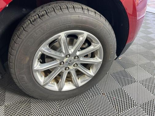 2013 Lincoln MKX Base