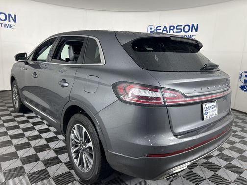 2021 Lincoln Nautilus Reserve