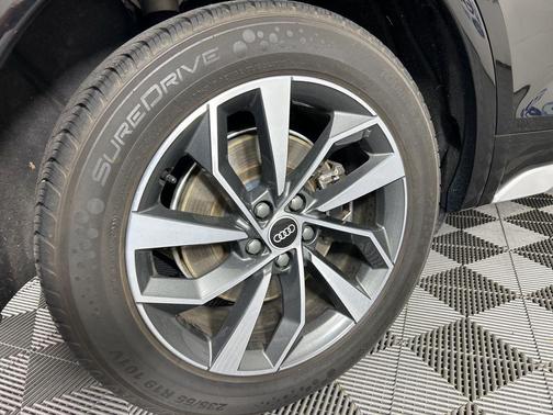 2021 Audi Q5 40 Premium Plus