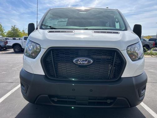 2025 Ford Transit-350 XL