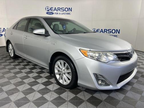 2013 Toyota Camry Hybrid XLE