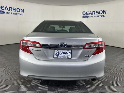 2013 Toyota Camry Hybrid XLE