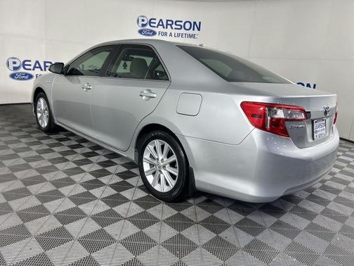 2013 Toyota Camry Hybrid XLE