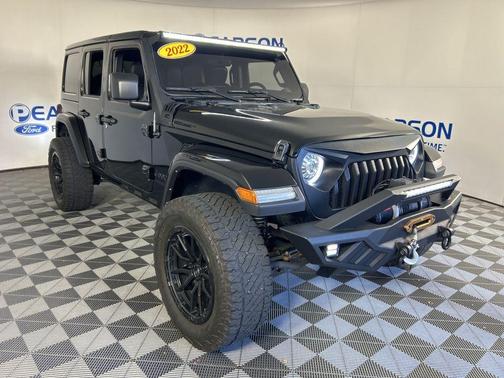 2022 Jeep Wrangler Unlimited Sahara Altitude