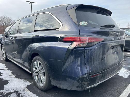 2021 Toyota Sienna Limited