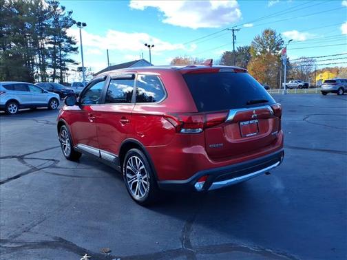 2018 Mitsubishi Outlander SE