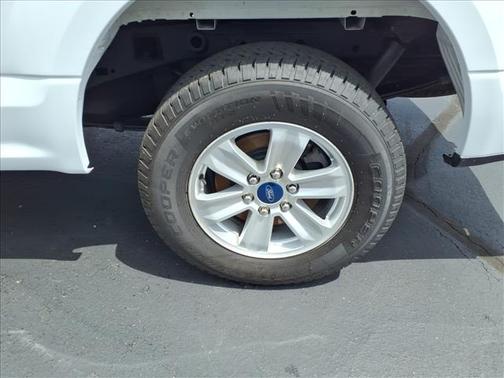Oxford White Yz 2019 Ford F-150 XLT