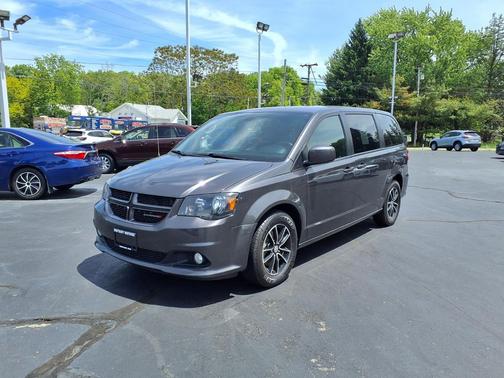 Granite Pearlcoat 2019 Dodge Grand Caravan GT
