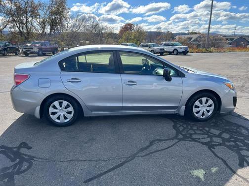 2013 Subaru Impreza 2.0i